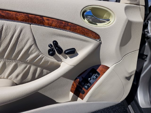 Used 2007 Mercedes-Benz CLK 350 Cabriolet image 13