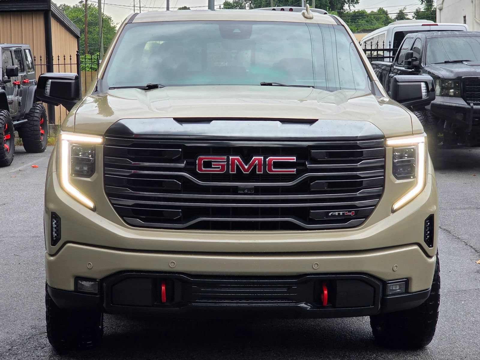 Used 2022 GMC Sierra 1500 AT4 w/ AT4 Premium Package AWD/4WD image 10