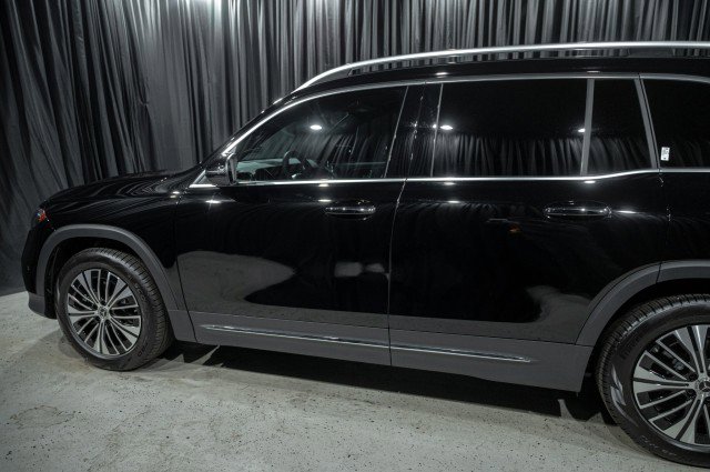 New 2025 Mercedes-Benz EQB 300 4MATIC image 5