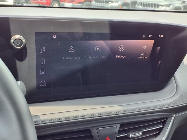 Certified 2026 Buick Encore GX Preferred AWD/4WD image 10