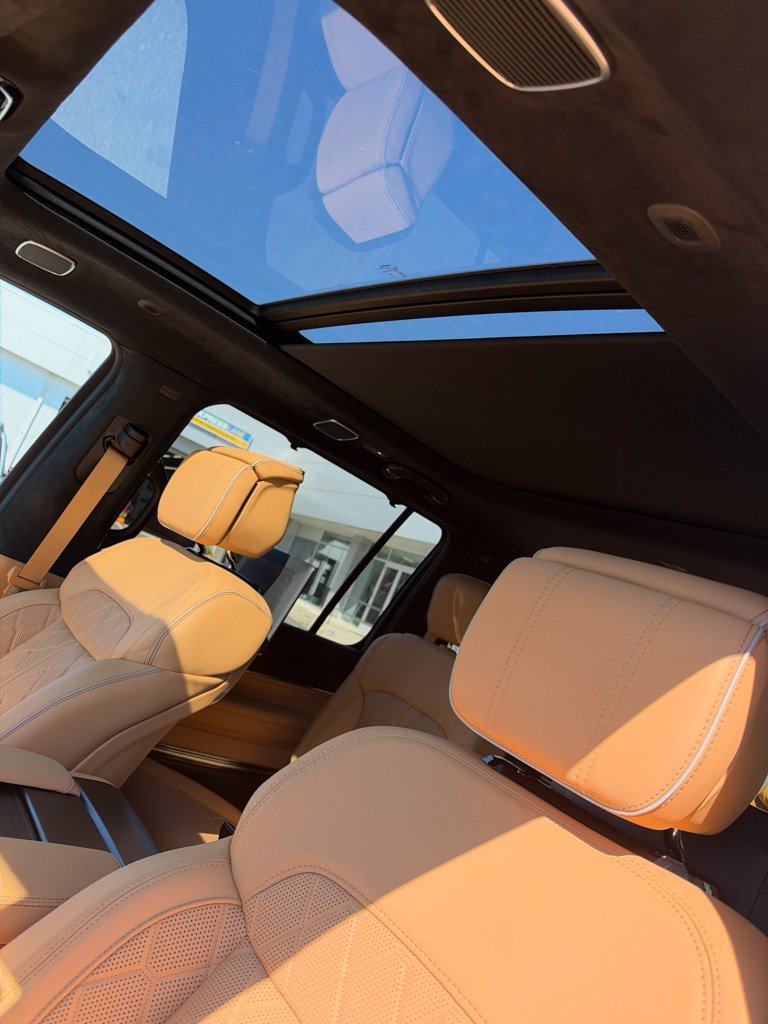 New 2027 Jeep Grand Wagoneer Summit AWD/4WD image 12