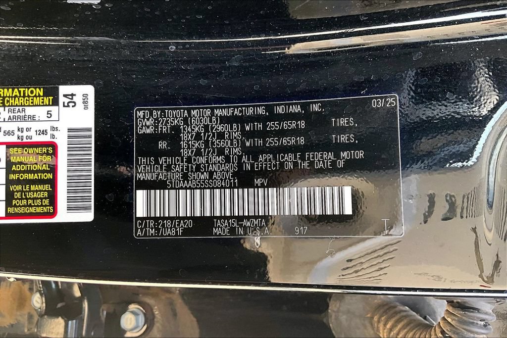 Used 2025 Toyota Grand Highlander AWD image 38