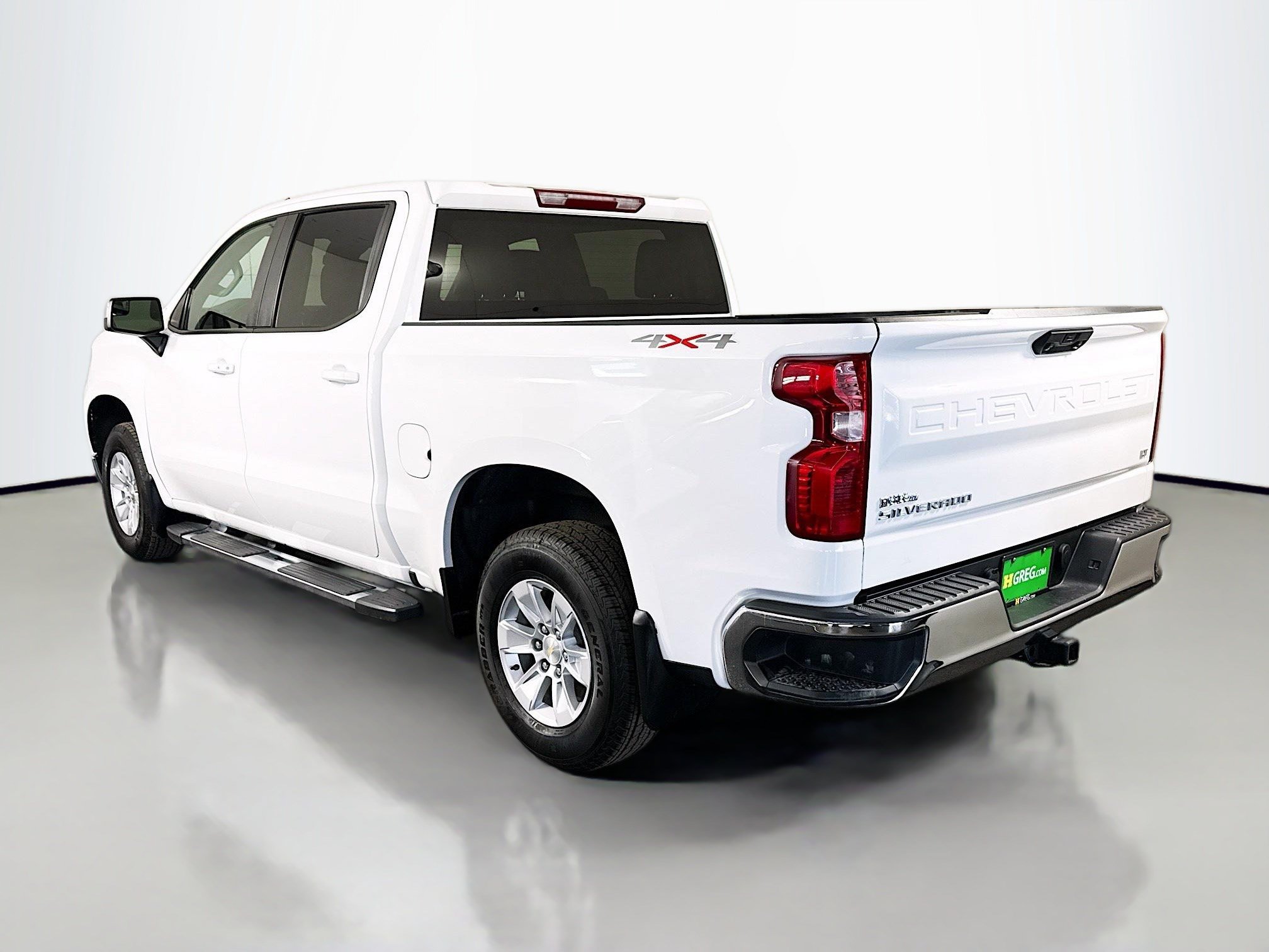 Used 2023 Chevrolet Silverado 1500 LT AWD/4WD image 7