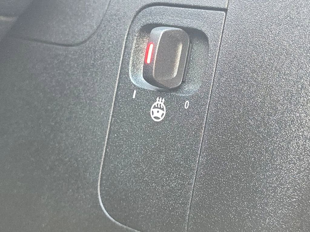 Certified 2026 Mercedes-Benz GLB 250 4MATIC image 9