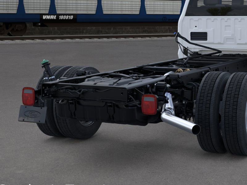 New 2025 Ford F550 4x4 Regular Cab Super Duty image 21