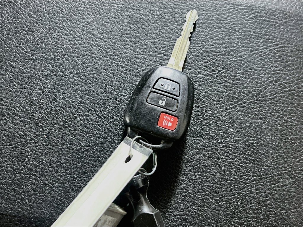 Used 2019 Toyota Tacoma SR w/ SR Convenience Package AWD/4WD image 30