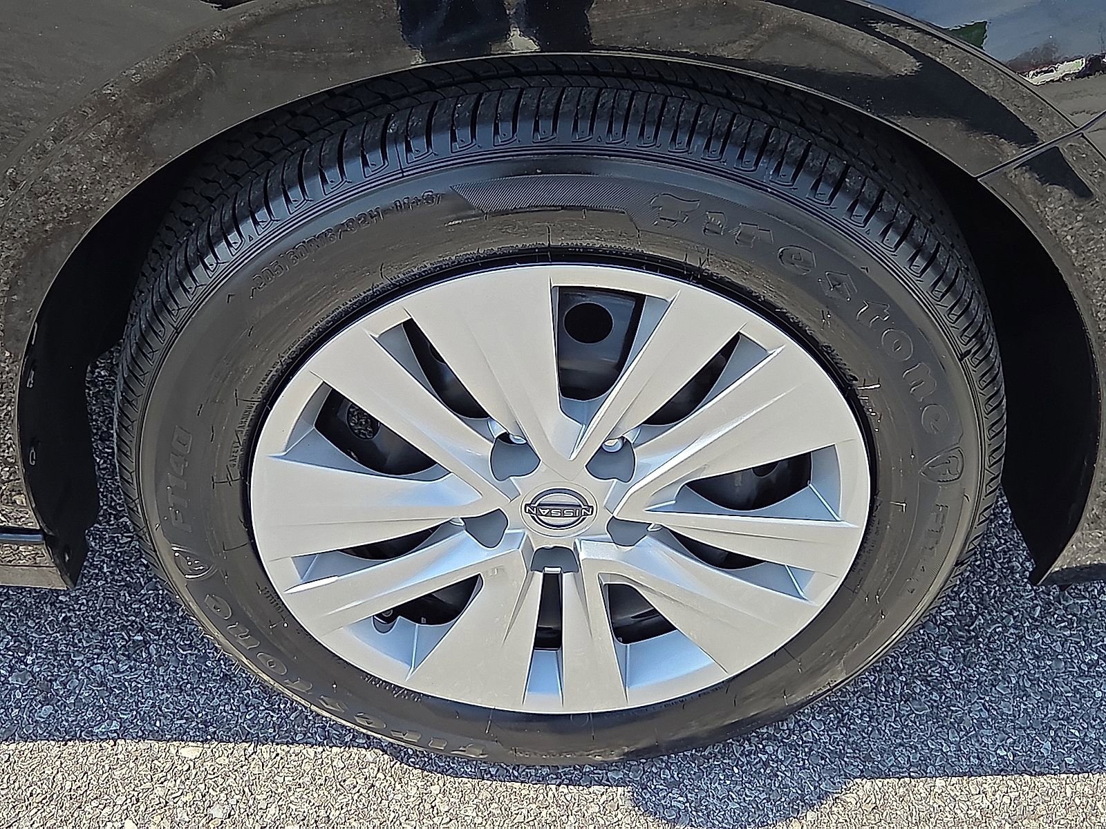 Used 2025 Nissan Sentra S image 7