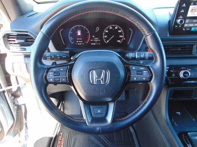 Certified 2024 Honda Pilot TrailSport image 15