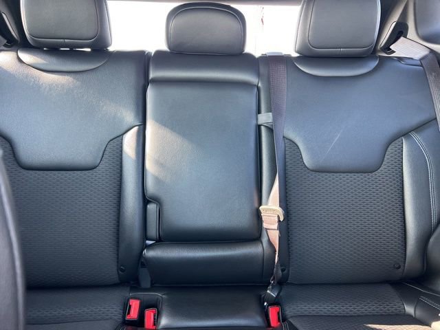 Used 2023 Jeep Compass Latitude image 29