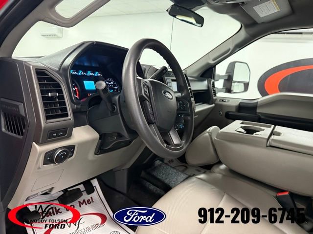 Used 2022 Ford F550 4x4 Crew Cab Super Duty w/ Power Equipment Group image 11