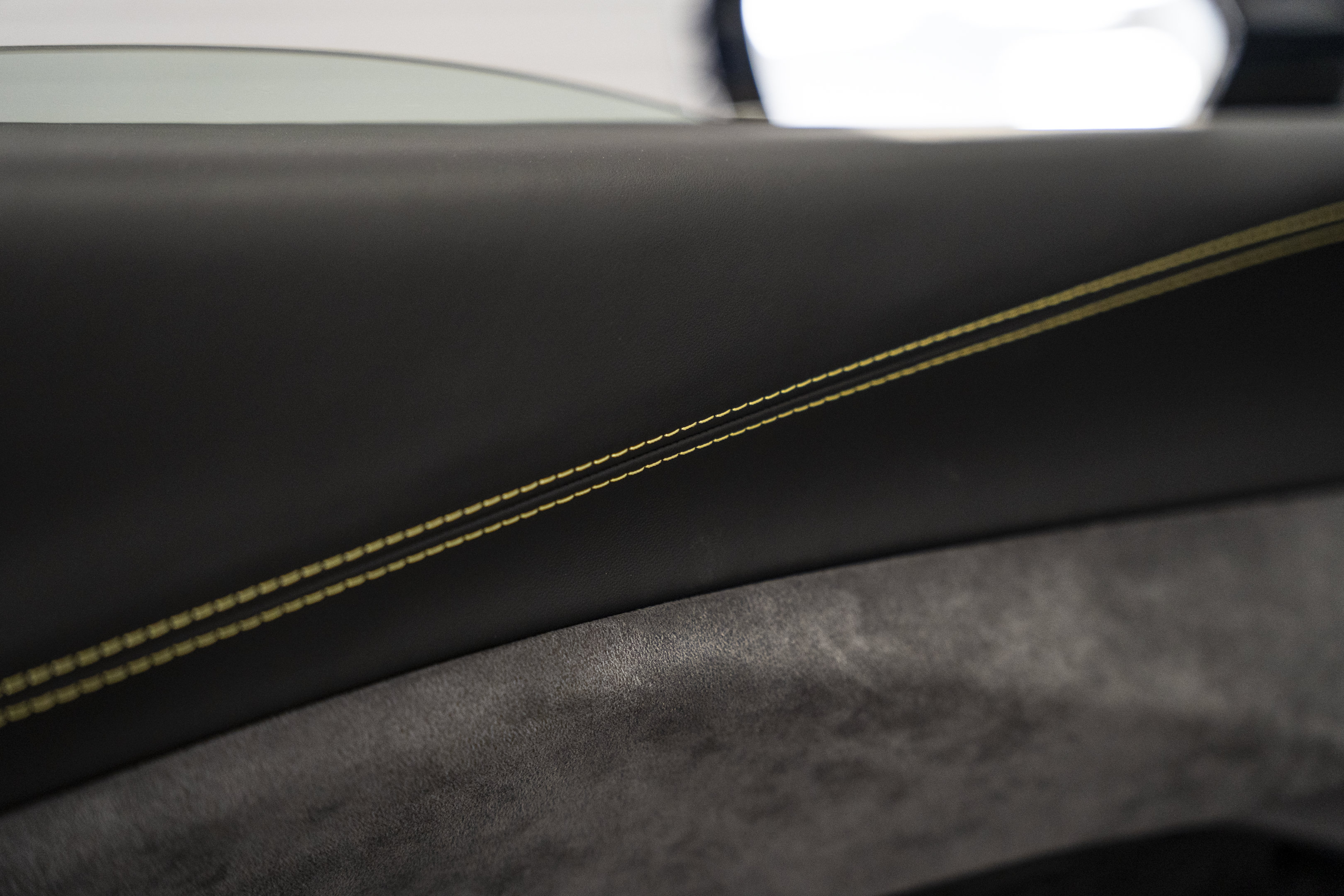 Used 2025 Ferrari 296 GTS RWD image 22