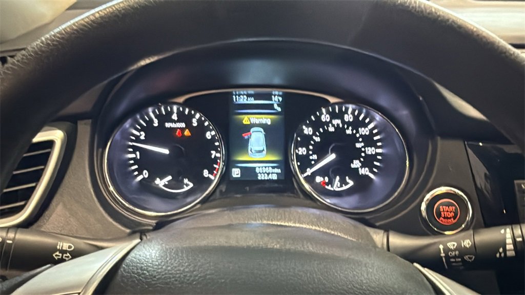 Used 2016 Nissan Rogue SV w/ SV Premium Package image 28