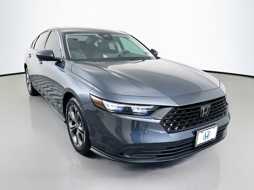Certified 2023 Honda Accord EX image 3