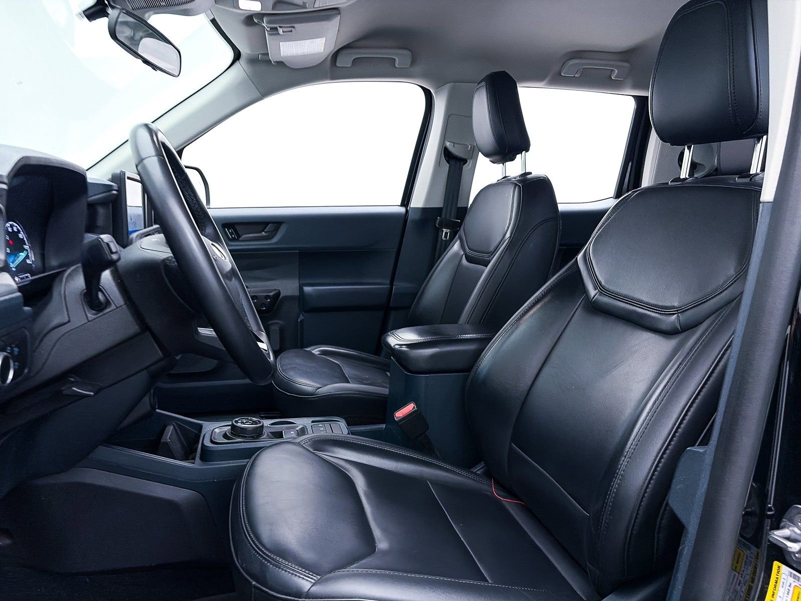 Used 2023 Ford Maverick Lariat w/ Lariat Luxury Package image 18