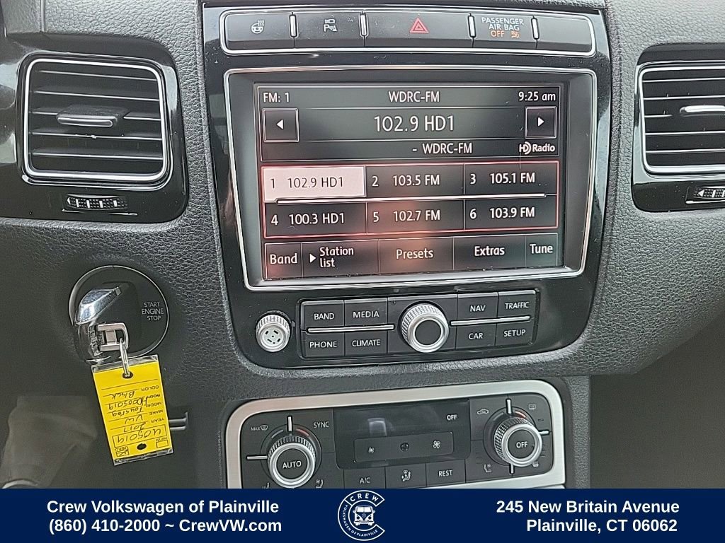 Used 2017 Volkswagen Touareg Wolfsburg Edition AWD/4WD image 6