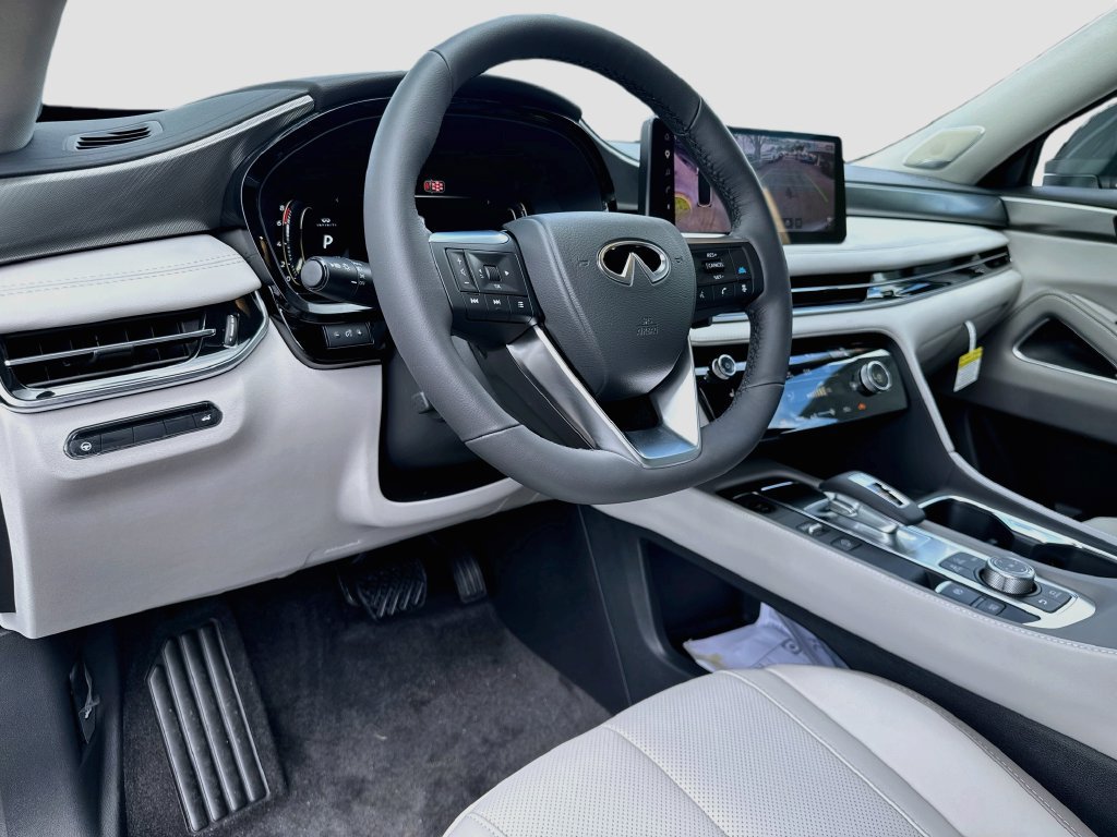 New 2027 INFINITI QX60 Luxe w/ Cargo Package FWD image 9