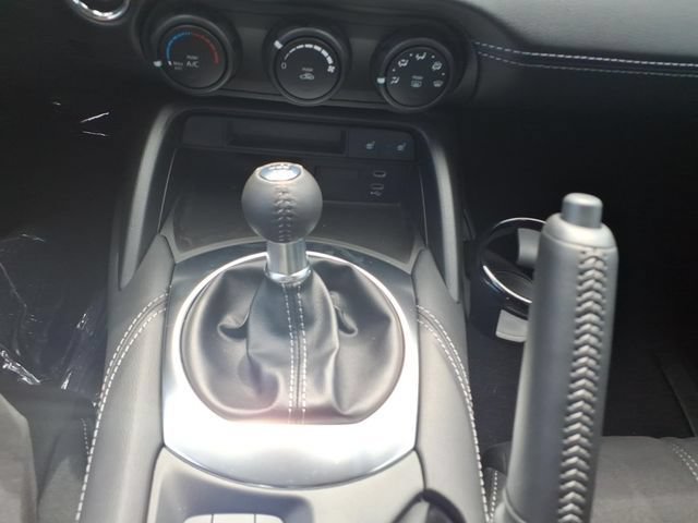 New 2026 MAZDA MX-5 Miata Club RWD image 17