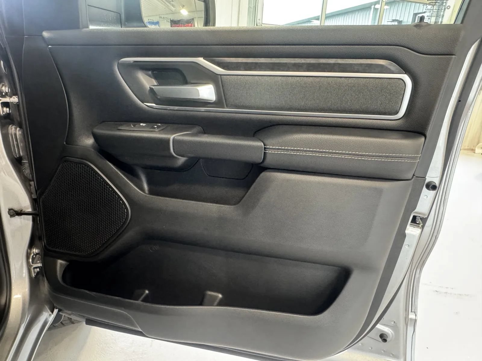Used 2022 RAM 1500 Big Horn AWD/4WD image 21
