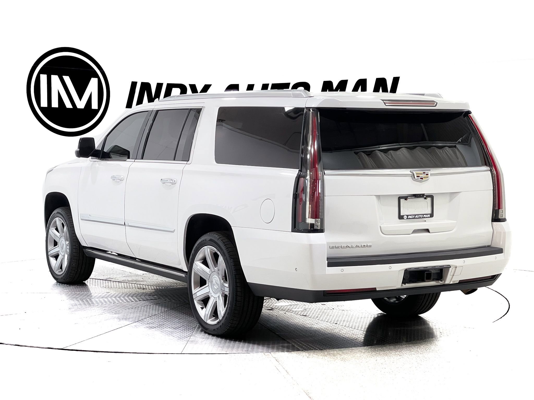 Used 2018 Cadillac Escalade ESV Premium Luxury AWD/4WD image 6