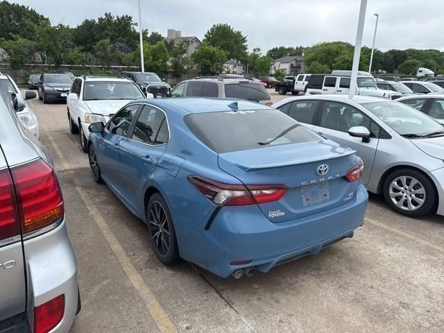 Used 2024 Toyota Camry SE FWD image 6