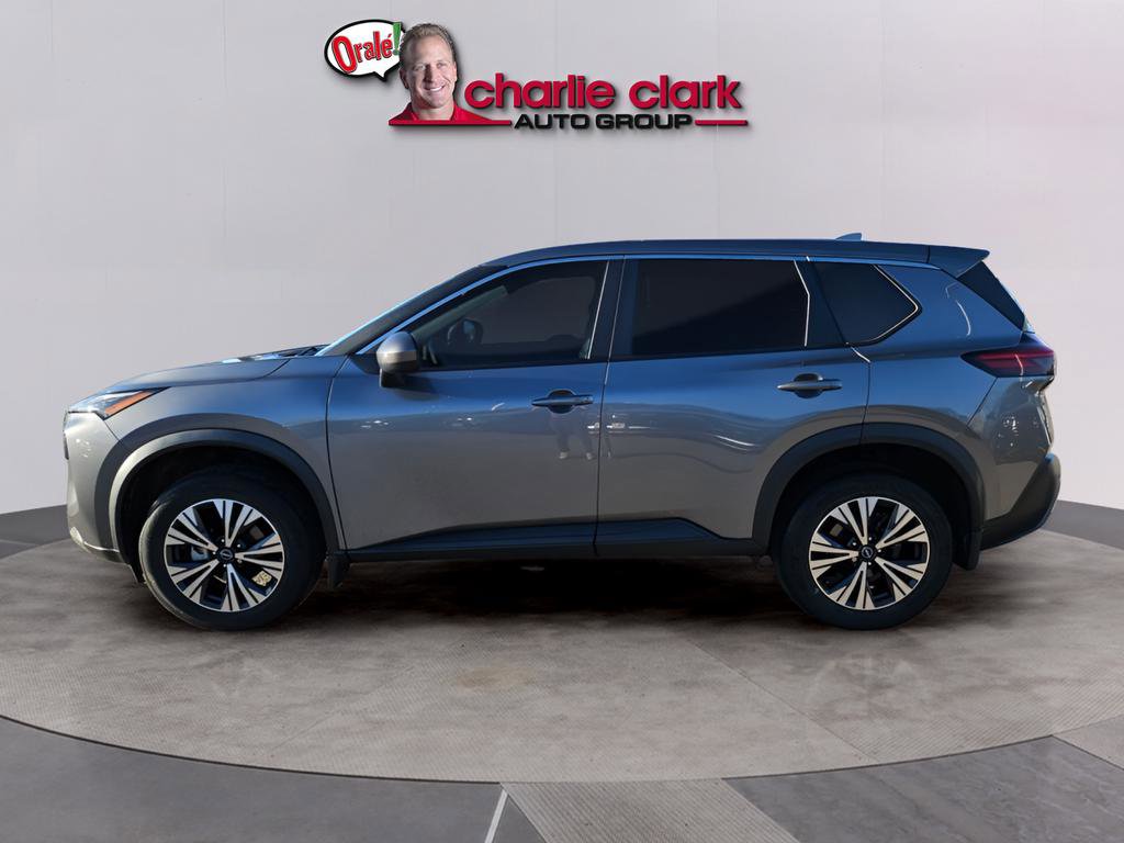 Used 2023 Nissan Rogue SV FWD image 3