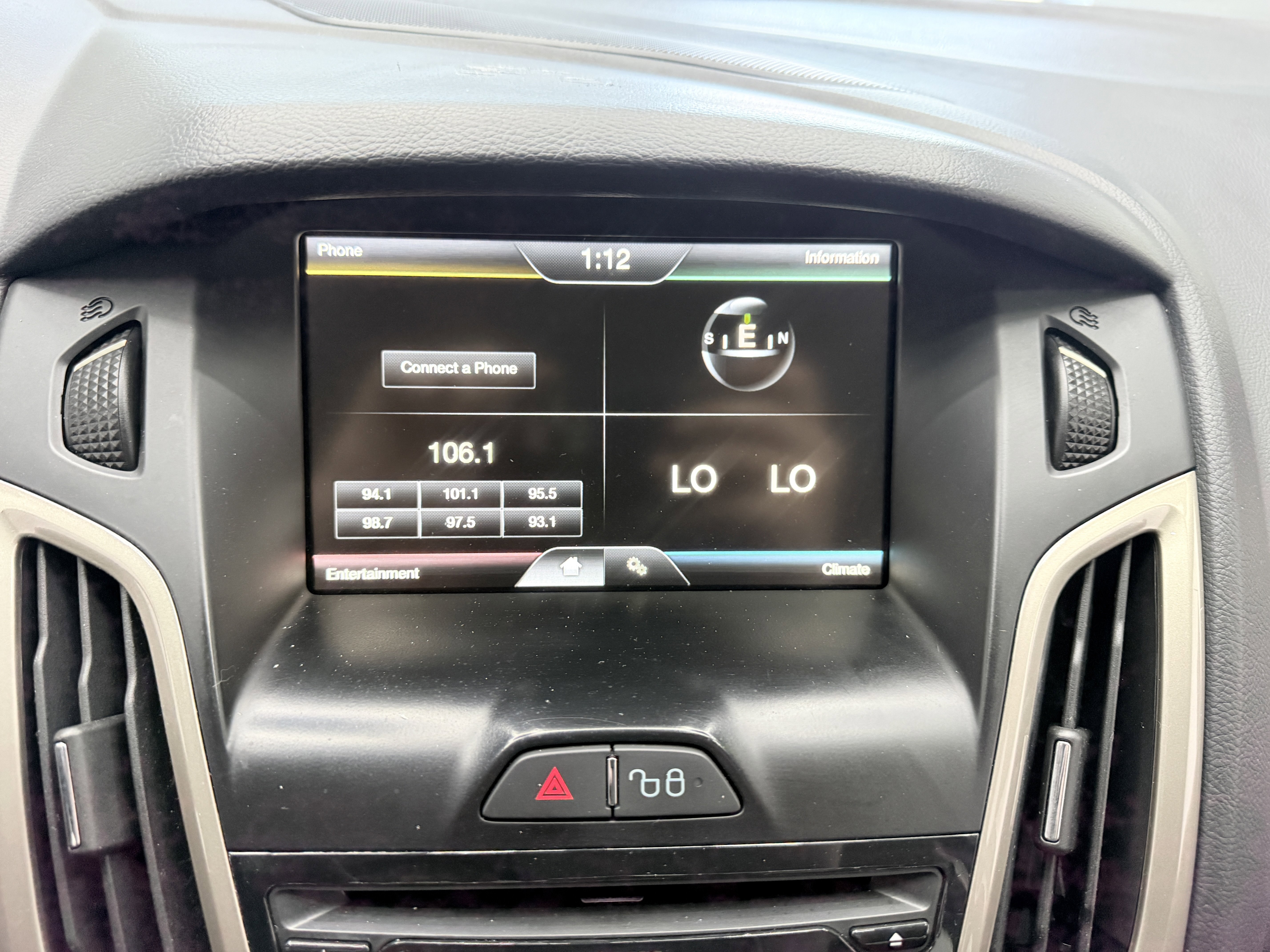 Used 2012 Ford Focus SEL FWD image 16