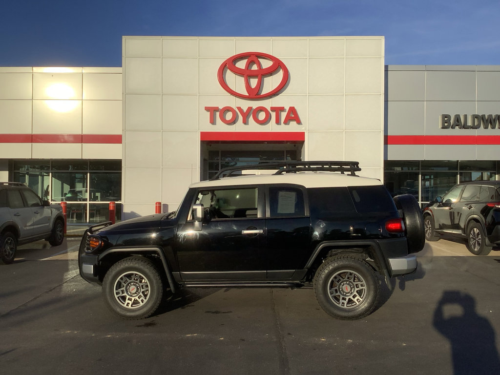 Used 2013 Toyota FJ Cruiser 4WD image 4