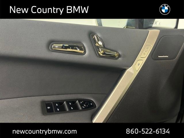 Used 2023 BMW iX xDrive50 w/ Ultimate Package 2 image 12