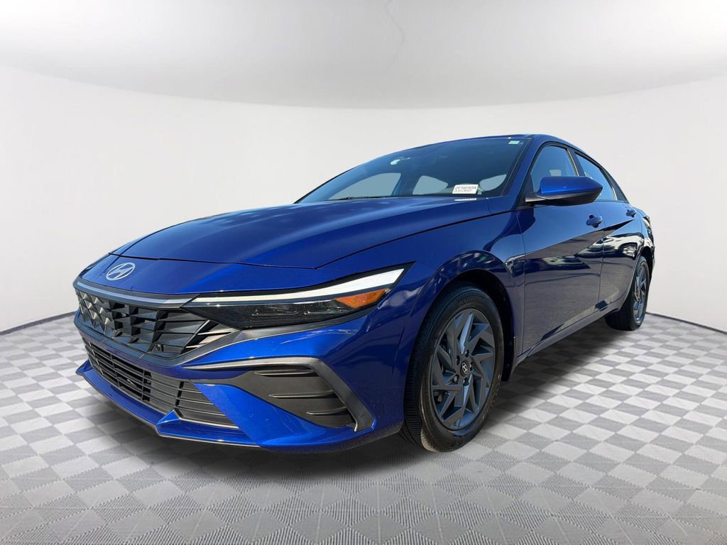 Used 2024 Hyundai Elantra SEL