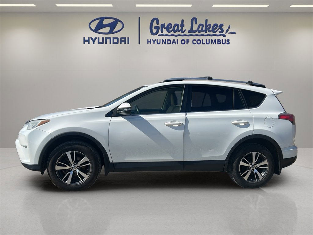Used 2017 Toyota RAV4 XLE w/ Cargo Management Package image 2