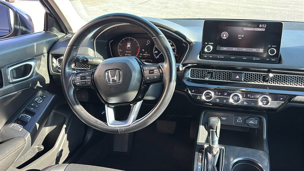 Used 2023 Honda Civic EX-L image 6