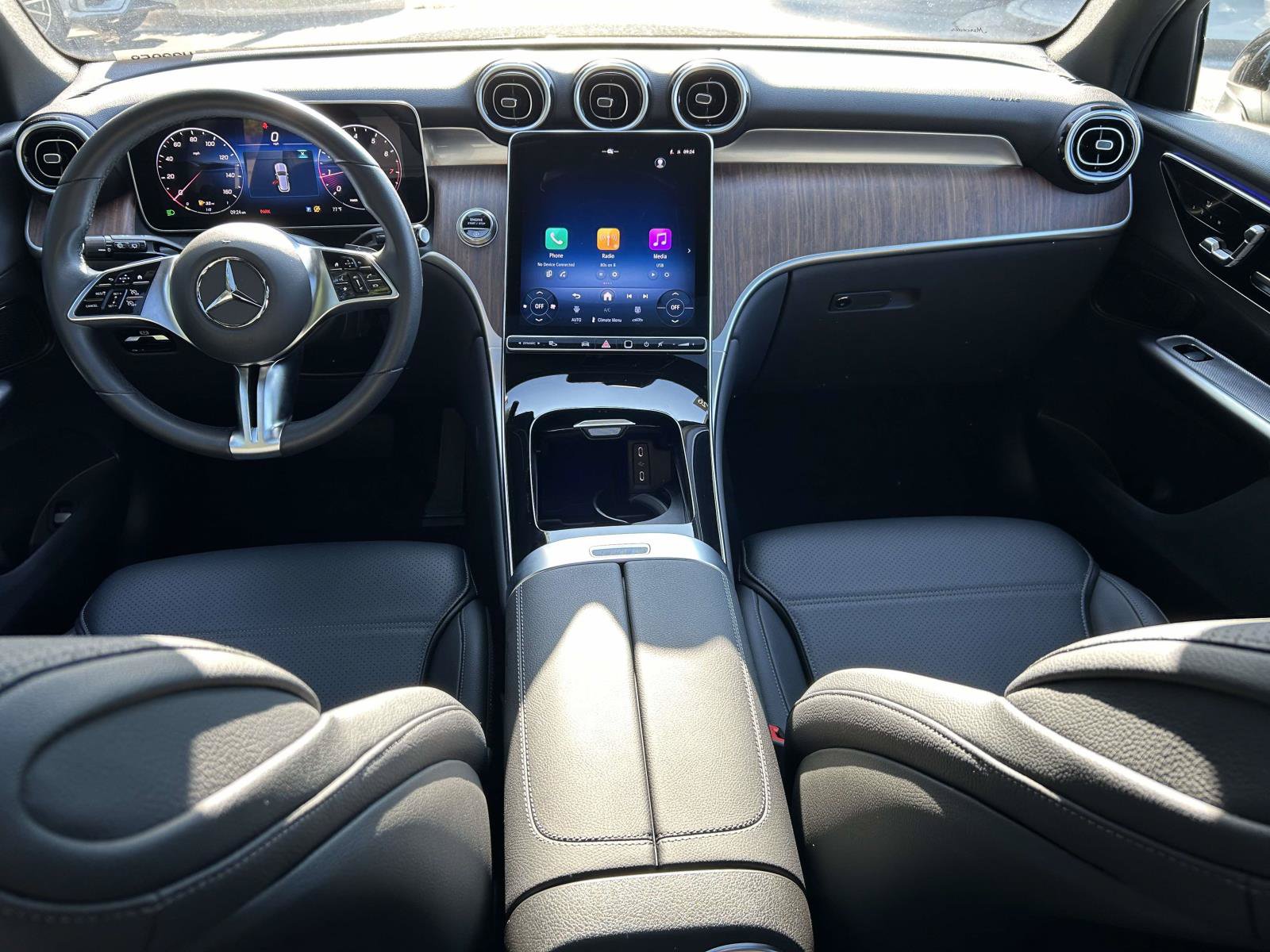Certified 2026 Mercedes-Benz GLC 300 4MATIC image 27