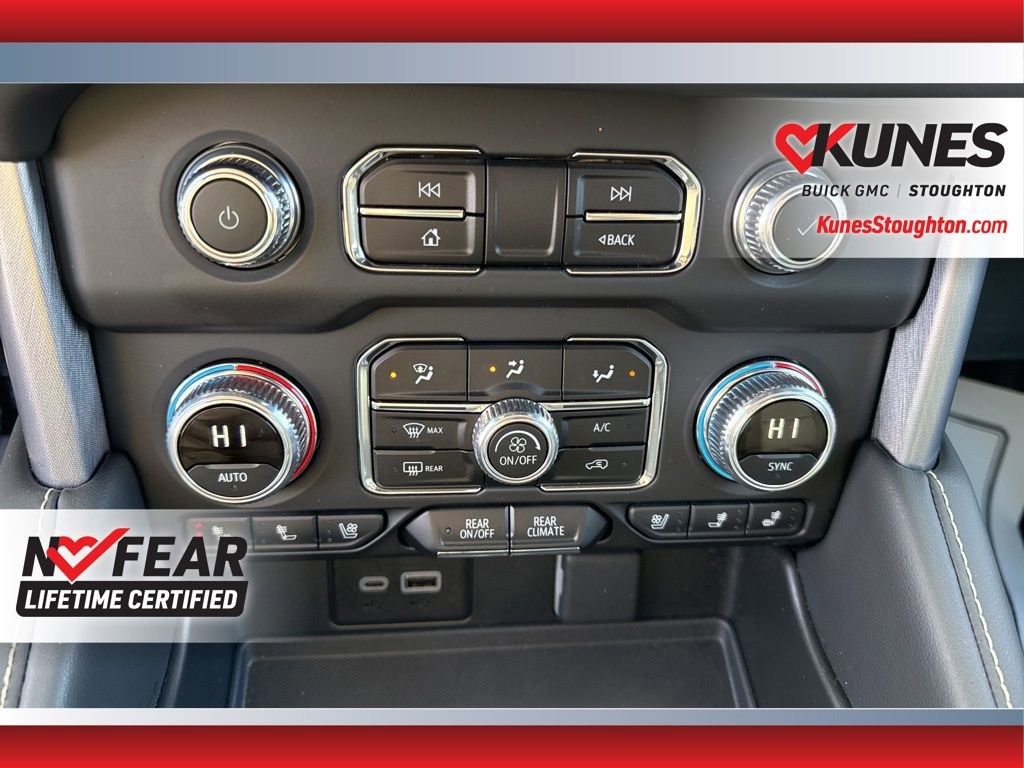 Used 2024 GMC Yukon SLT image 33