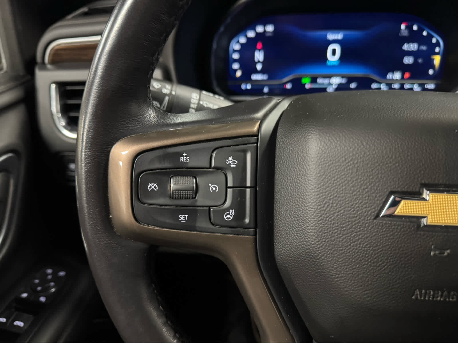 Certified 2023 Chevrolet Suburban High Country image 22