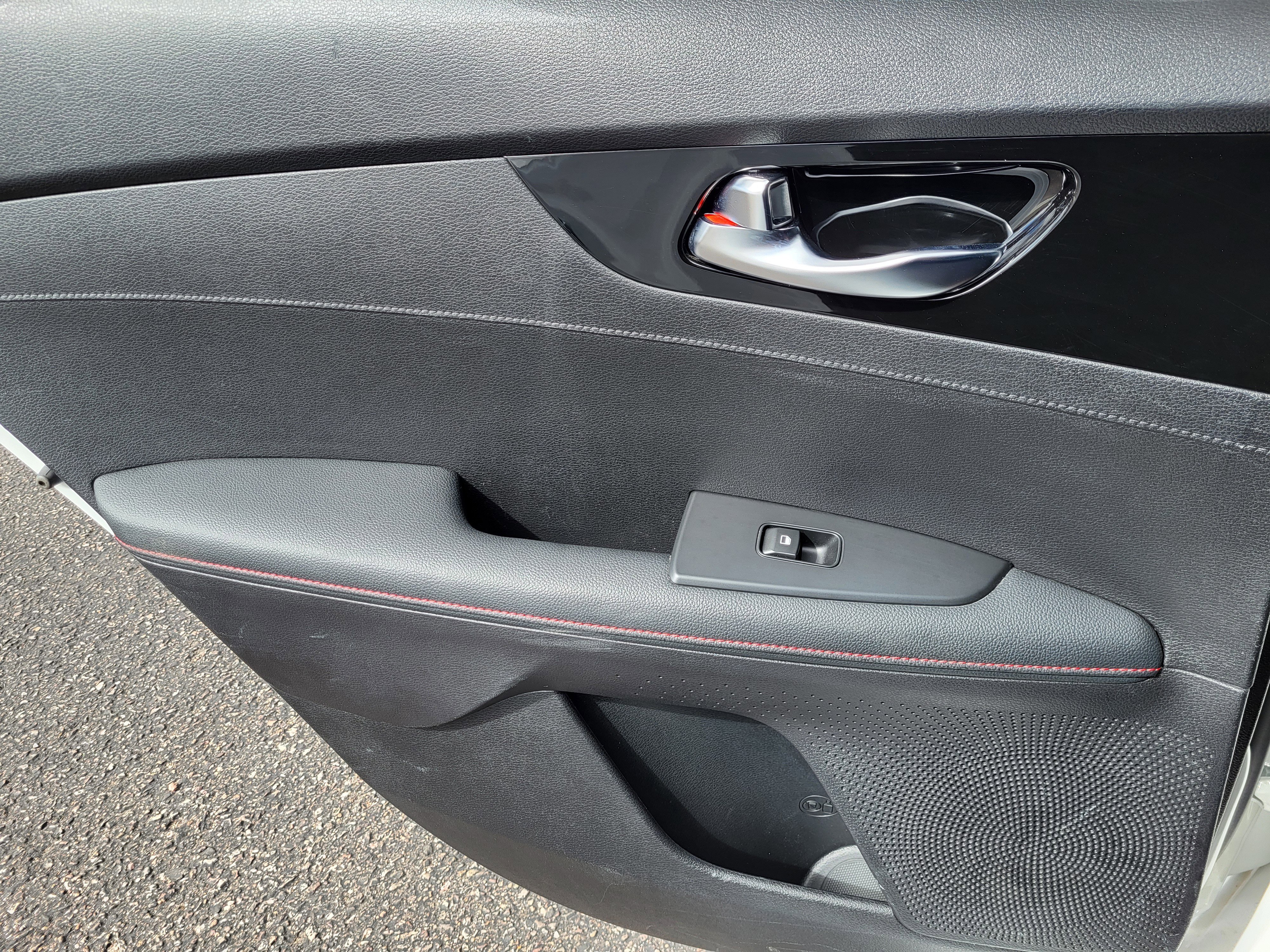 Used 2024 Kia Forte GT image 11