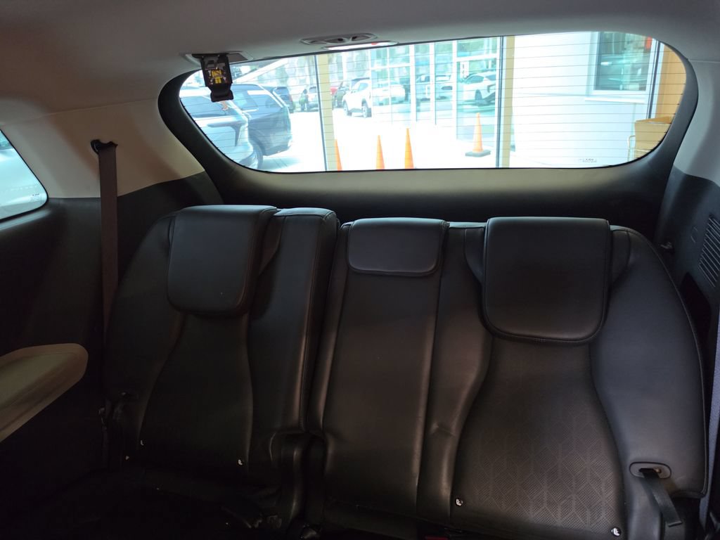 Certified 2022 Kia Carnival LX FWD image 40