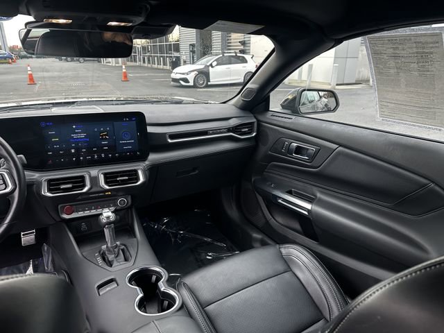 Certified 2025 Ford Mustang Premium image 17