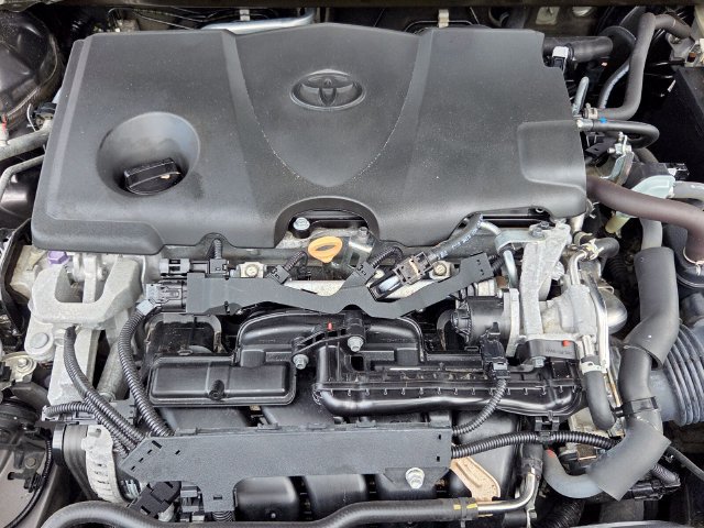 Used 2020 Toyota Camry XSE FWD image 19