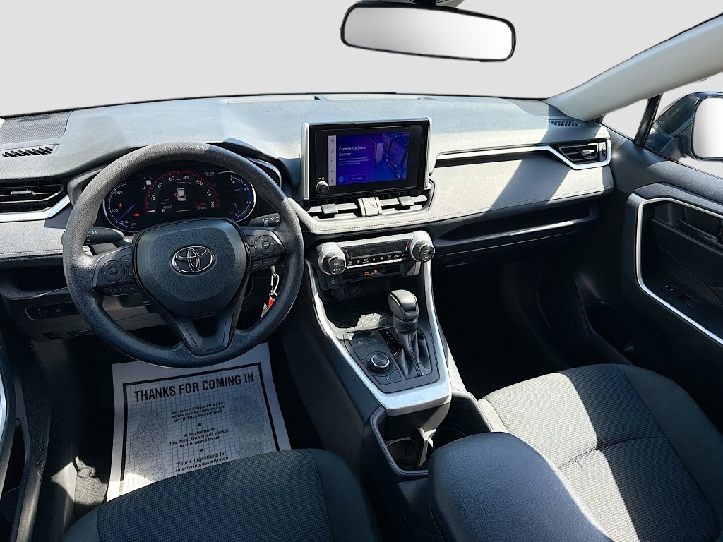 Used 2025 Toyota RAV4 LE AWD/4WD image 24