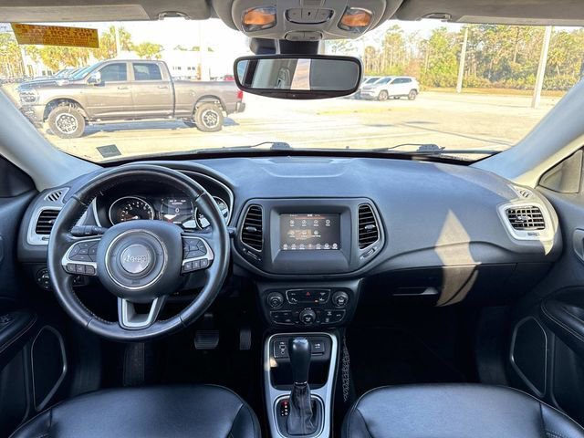 Used 2020 Jeep Compass Latitude image 12