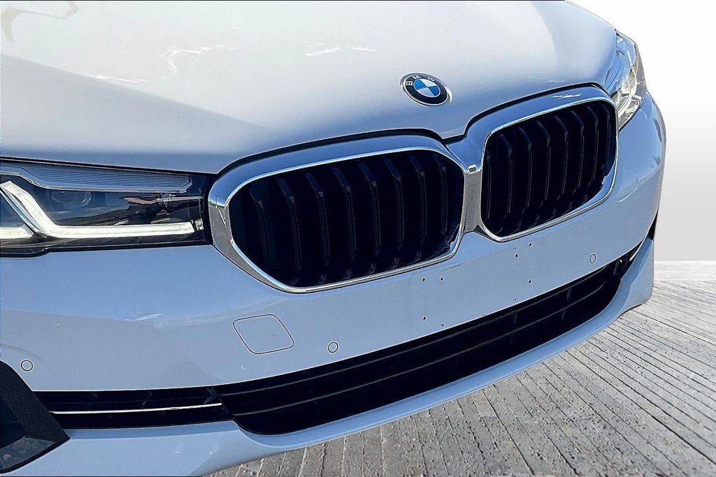 Used 2023 BMW 540i xDrive w/ Convenience Package AWD/4WD image 32