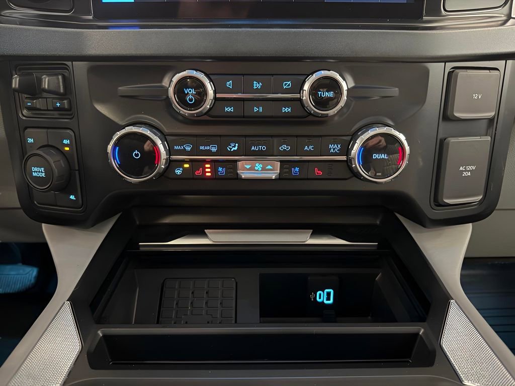 Used 2023 Ford F350 Limited w/ FX4 Off-Road Package image 19