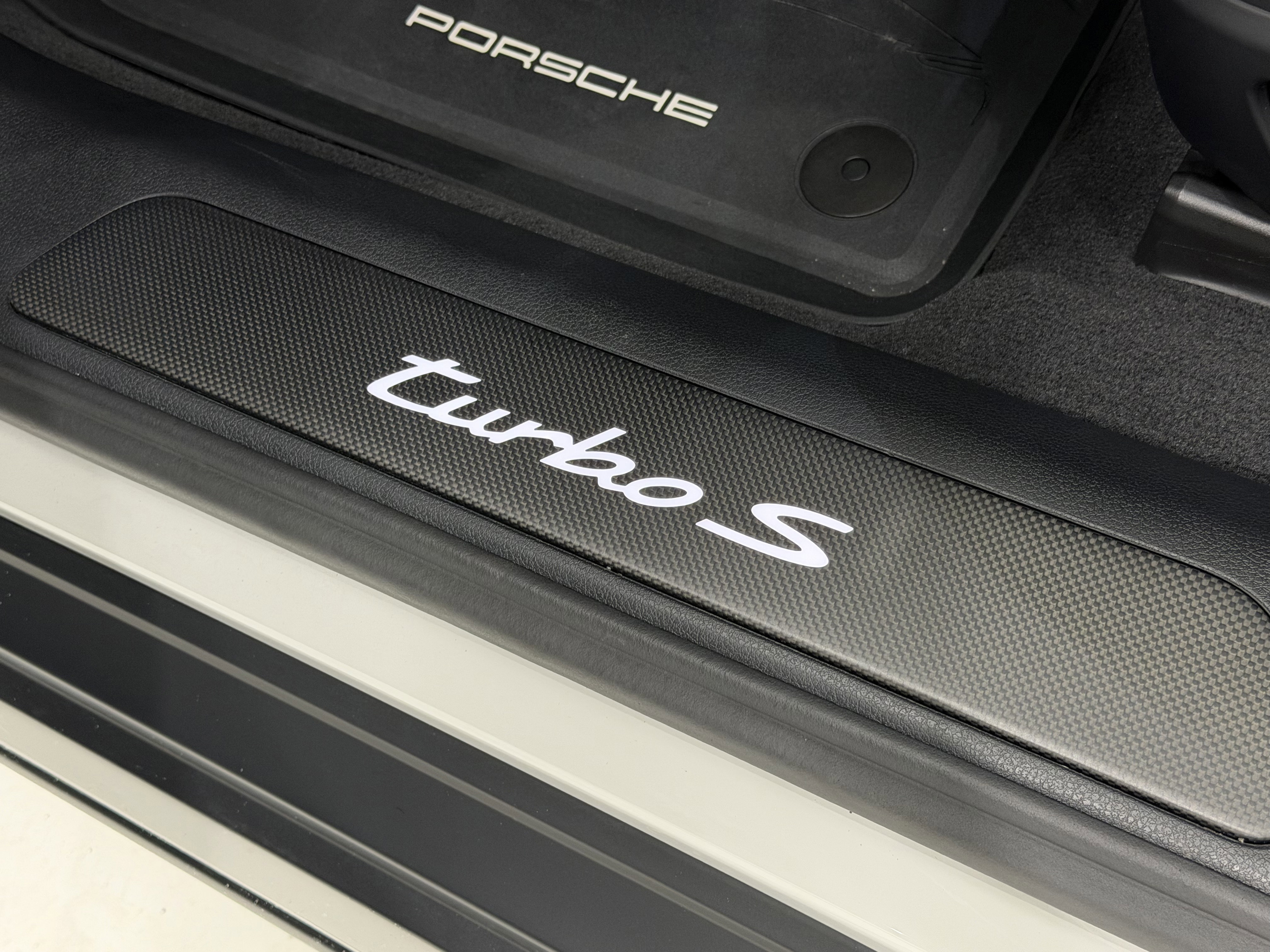 Used 2025 Porsche Panamera Turbo S image 31