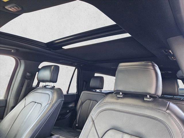Used 2019 Ford Expedition Max Limited image 19