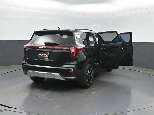 Used 2025 Kia Seltos EX FWD image 35