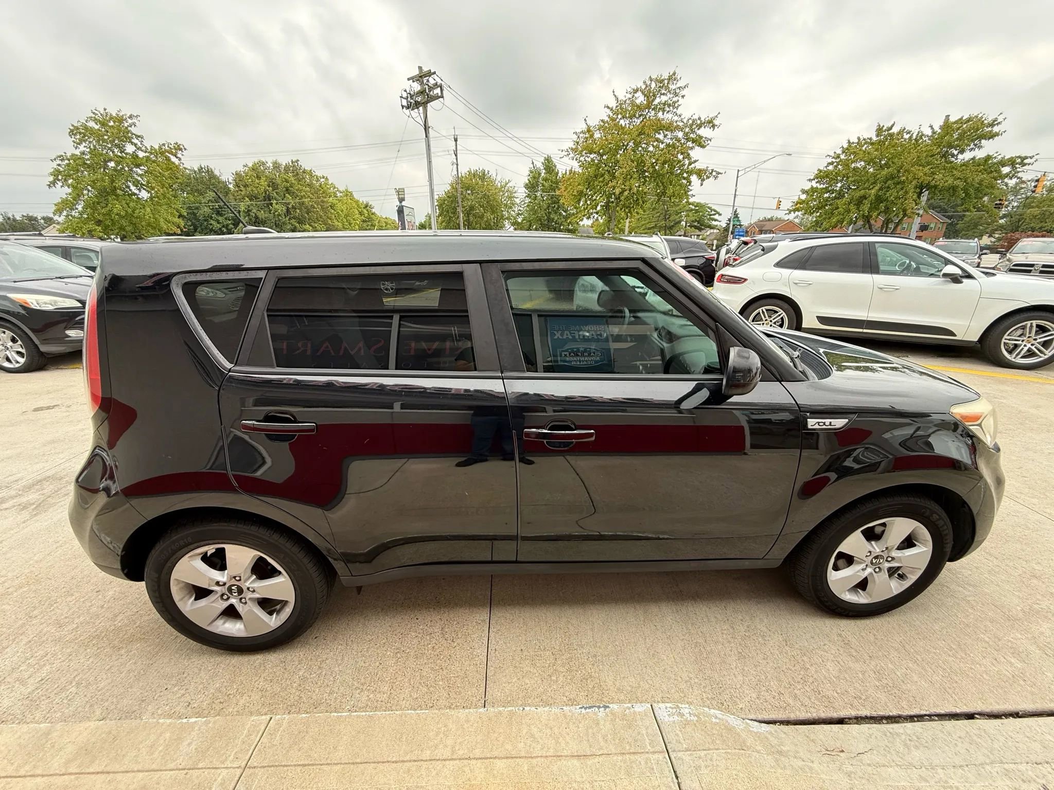 Used 2017 Kia Soul image 8
