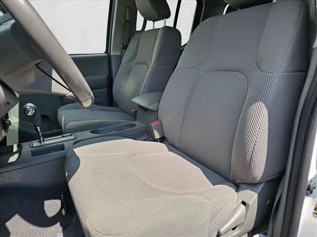Used 2019 Nissan Frontier SV w/ Value Truck Package AWD/4WD image 23