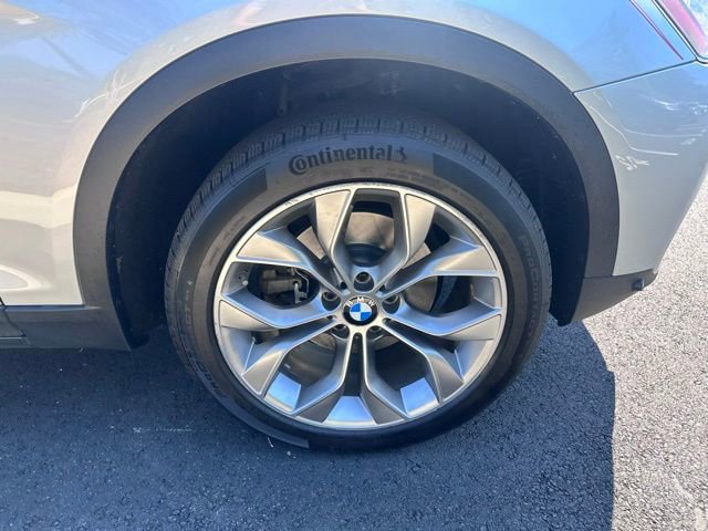 Used 2016 BMW X3 xDrive28i AWD/4WD image 12