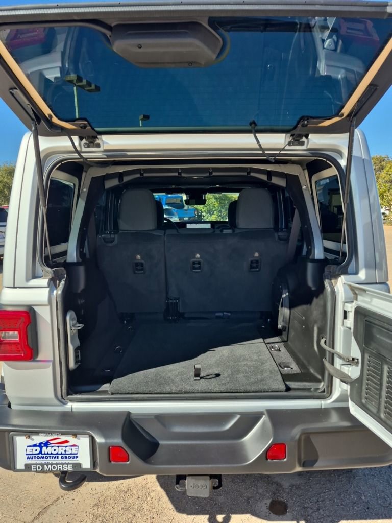 Used 2024 Jeep Wrangler Sahara w/ Technology Group image 52