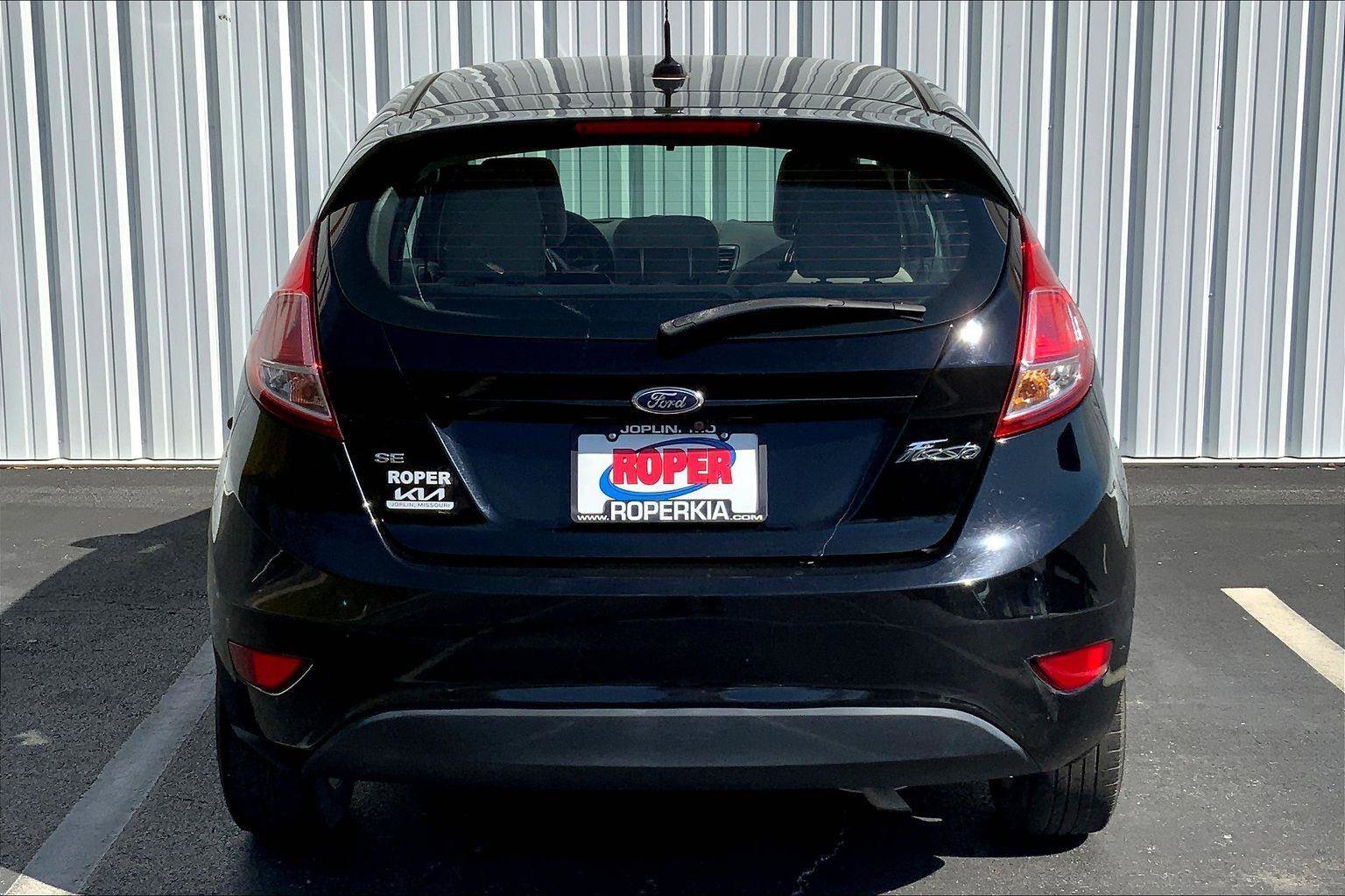 Used 2019 Ford Fiesta SE image 4